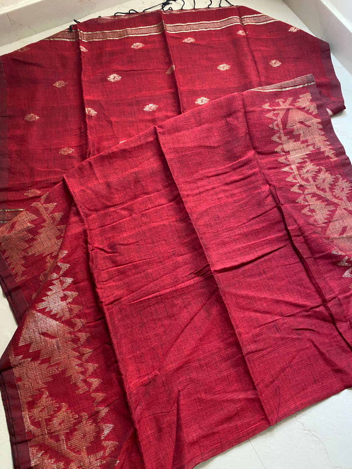 Linen jamdani