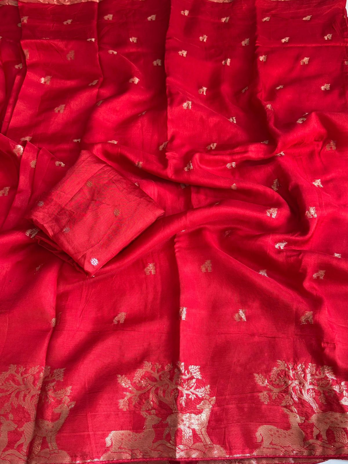 Pichwai Dola Silk