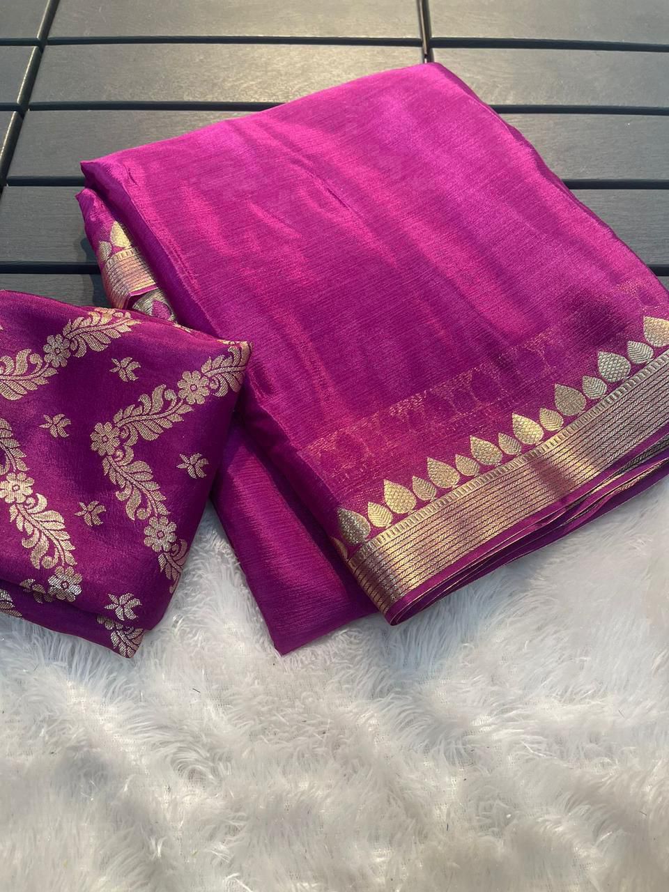Chinon Chiffon